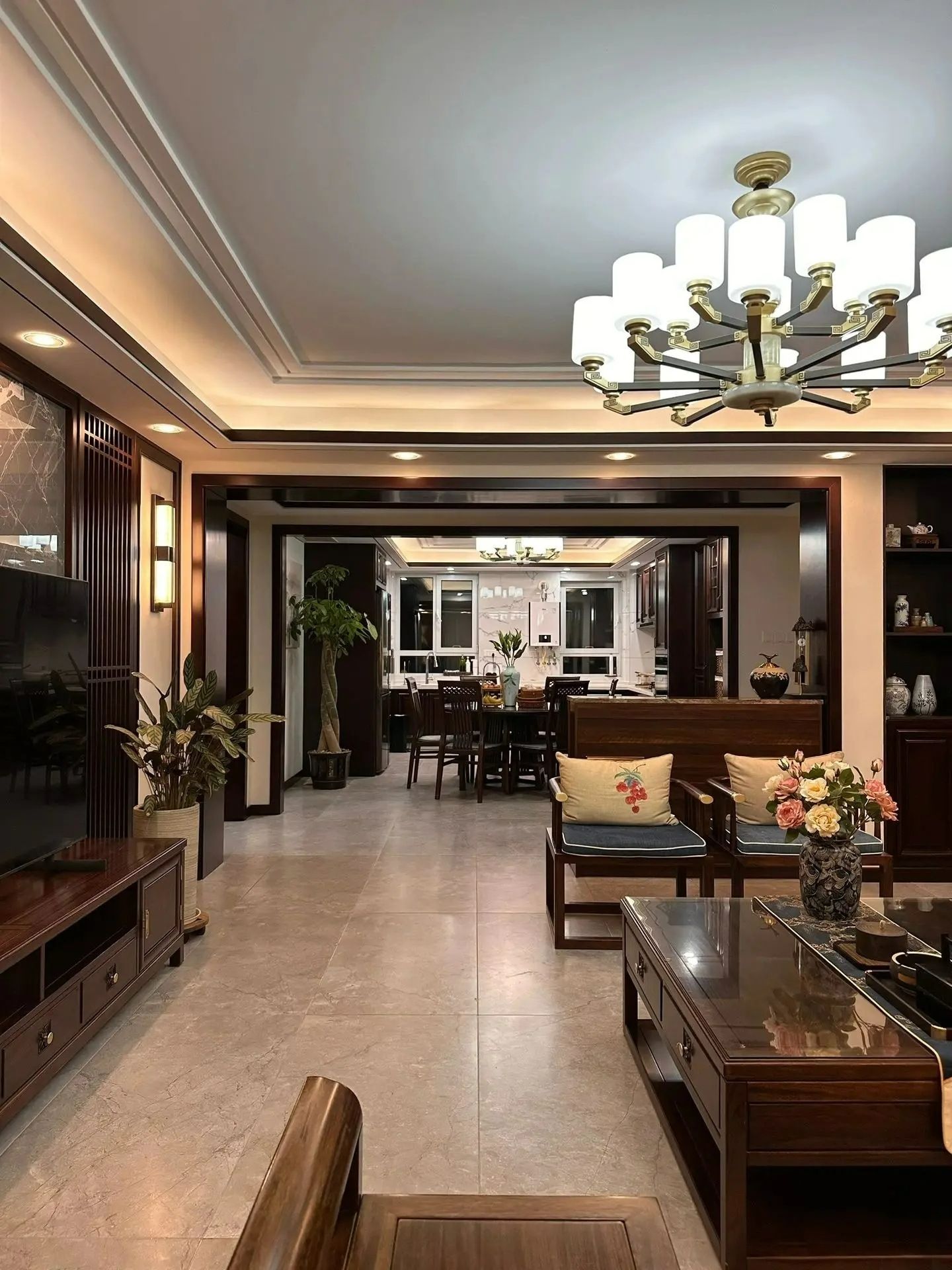 新中式家具定制應(yīng)該注意以下幾點！