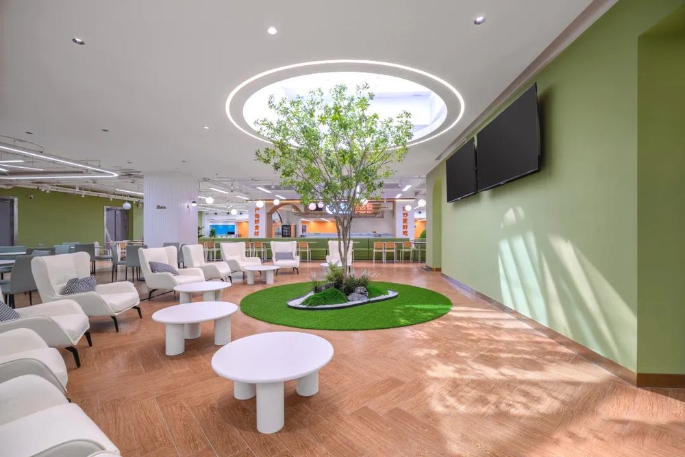 上海由由世紀(jì)廣場B1美食城